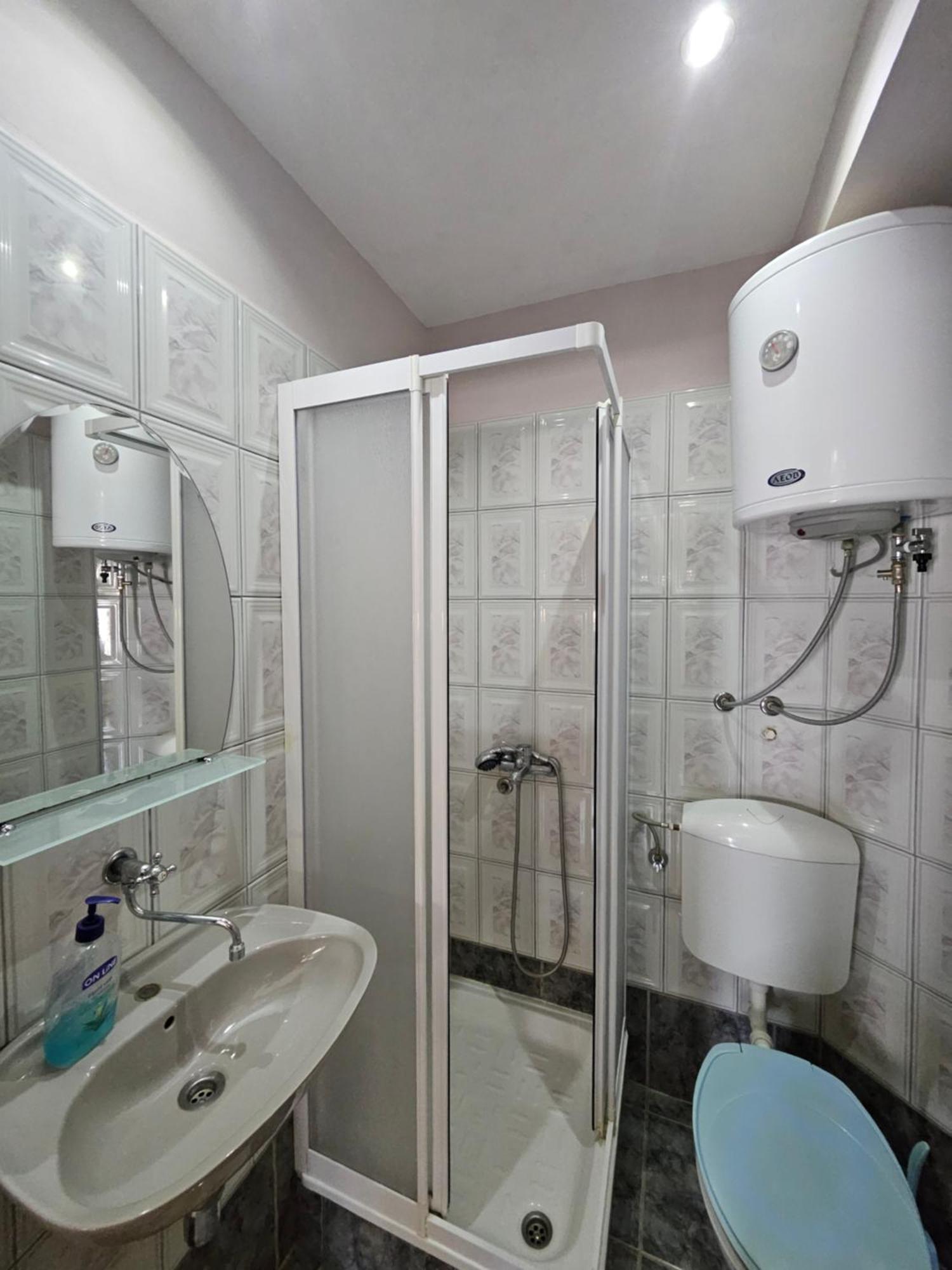 Villa Altiparmak Resen Экстерьер фото